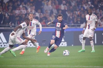 开云体育下载-王勤伯：梅内连线撕裂里昂 姆巴佩在学会服务队友！